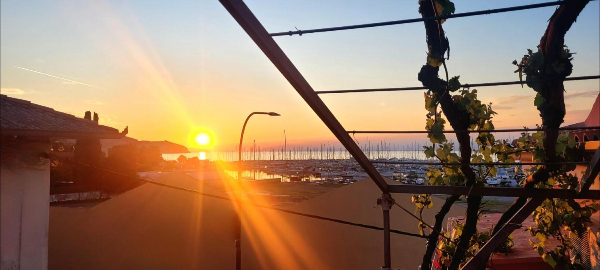 Apartmaji Soncek Izola Exterior foto